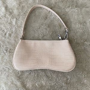 Fake crocodile skinned shoulder bag (cream white)